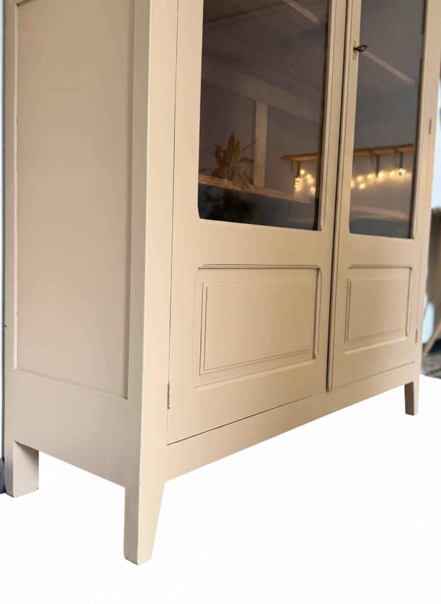 Display cabinet bookshelf