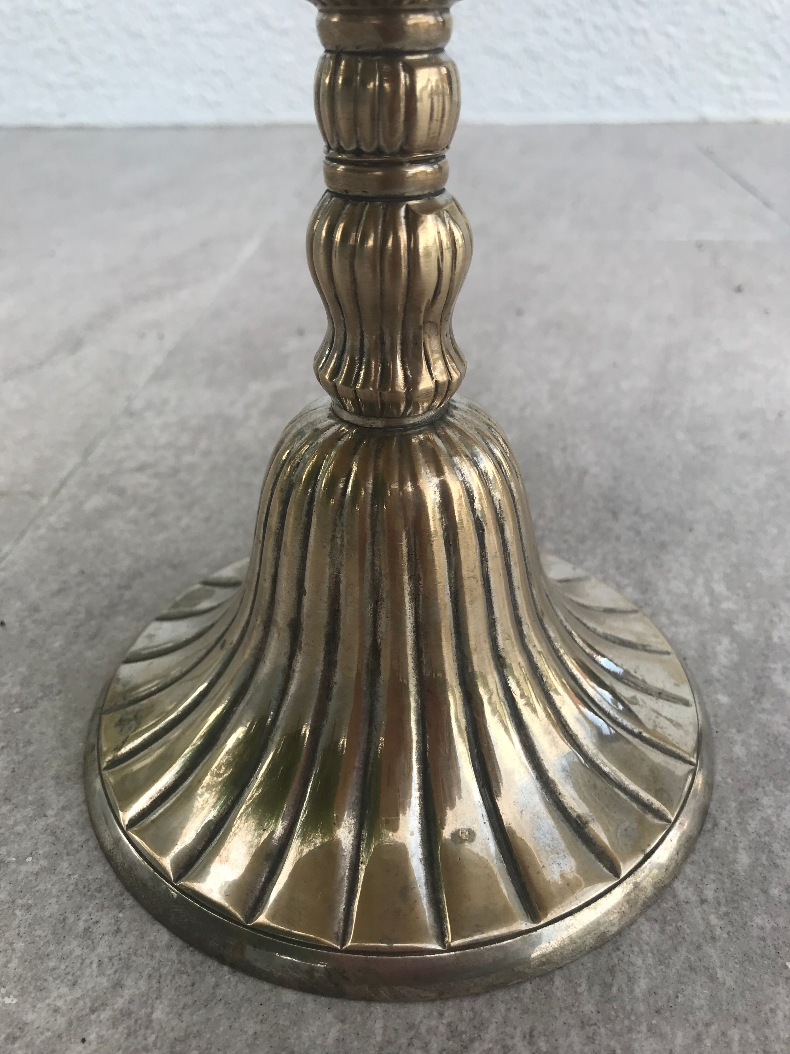 Silver on foot metal cutting