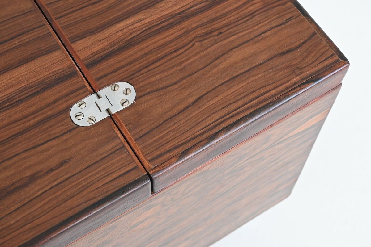 Poul Norreklit dry bar in rosewood Dyrlund Denmark 1960