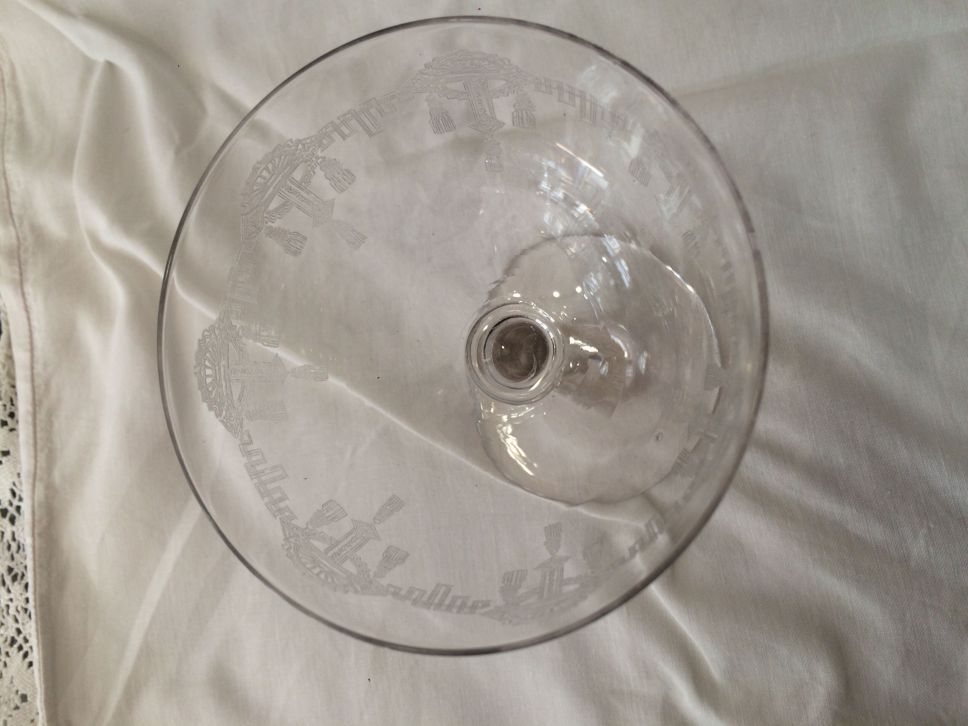 Old cuts in serious crystal