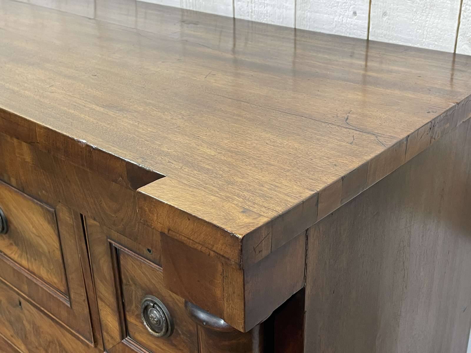 19th century Victorian mahogany chest of drawers