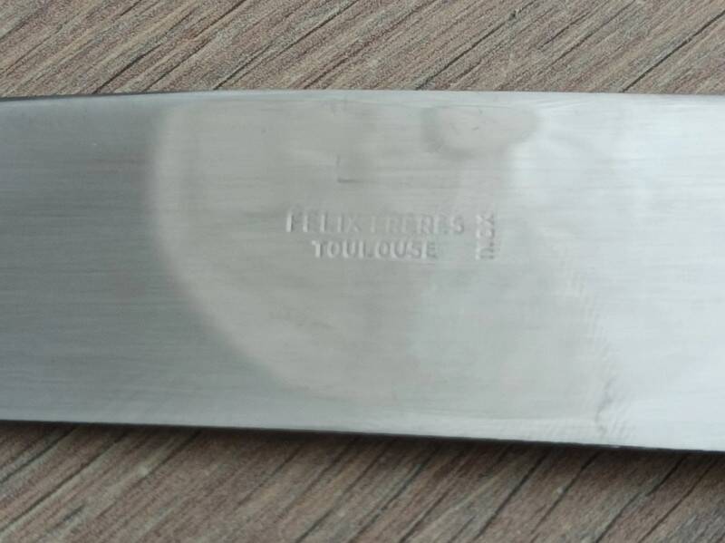 Cutting cutlery