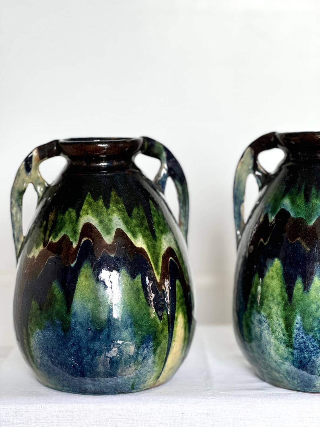 Handmade vase in mixed earth