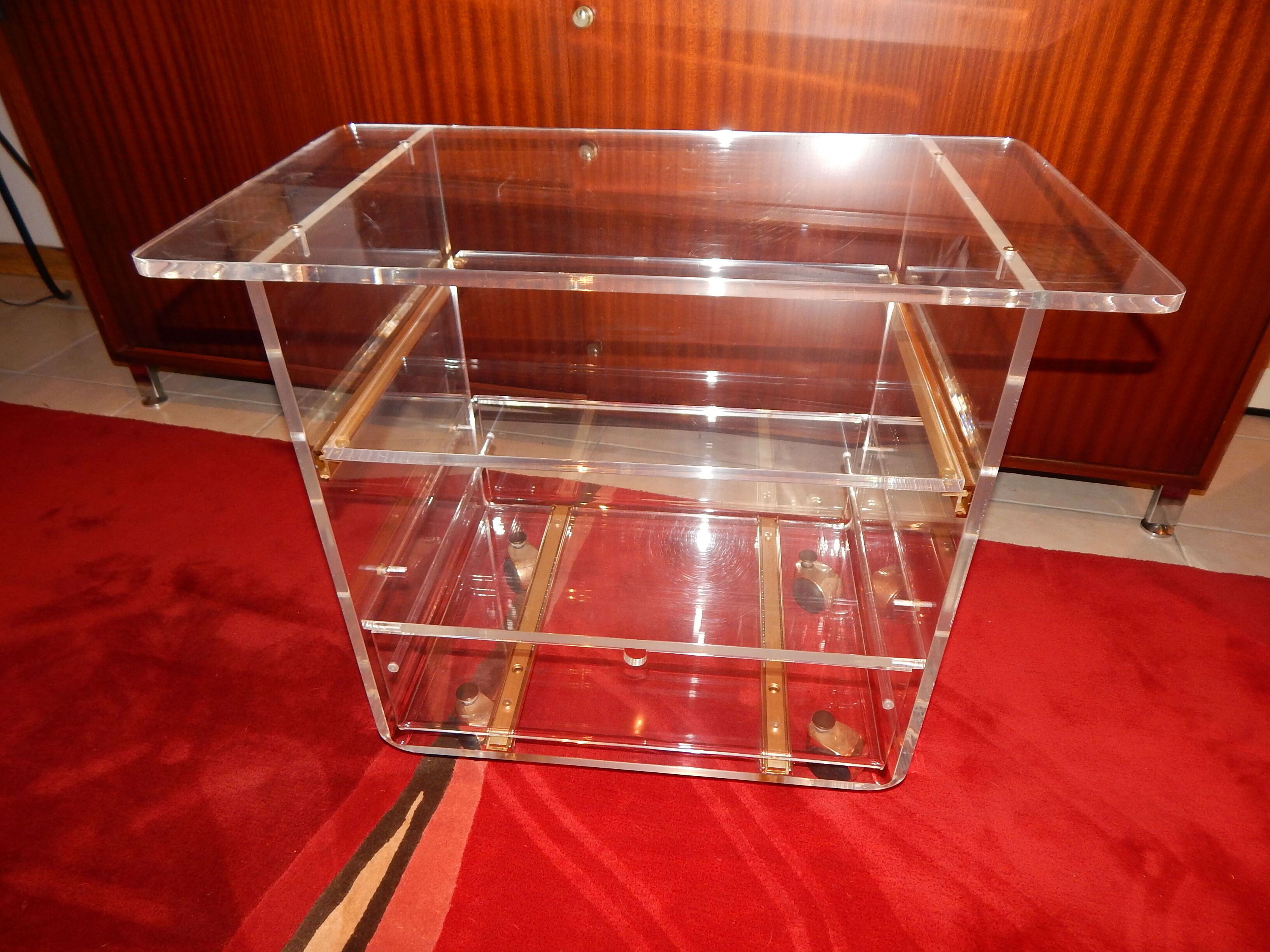 David Lange's altuglass serving table