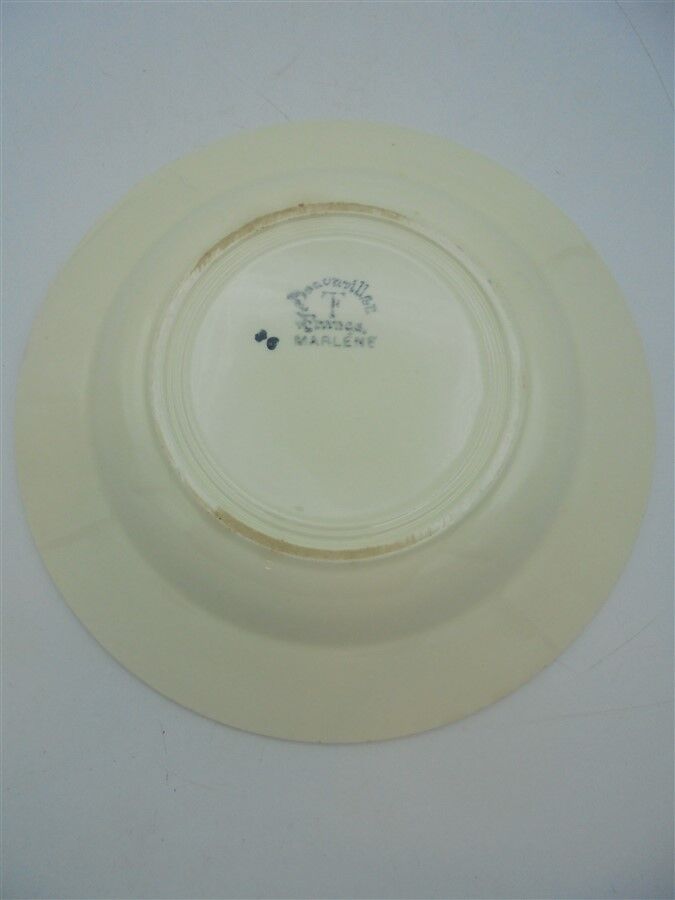 Series of 6 hollow plates