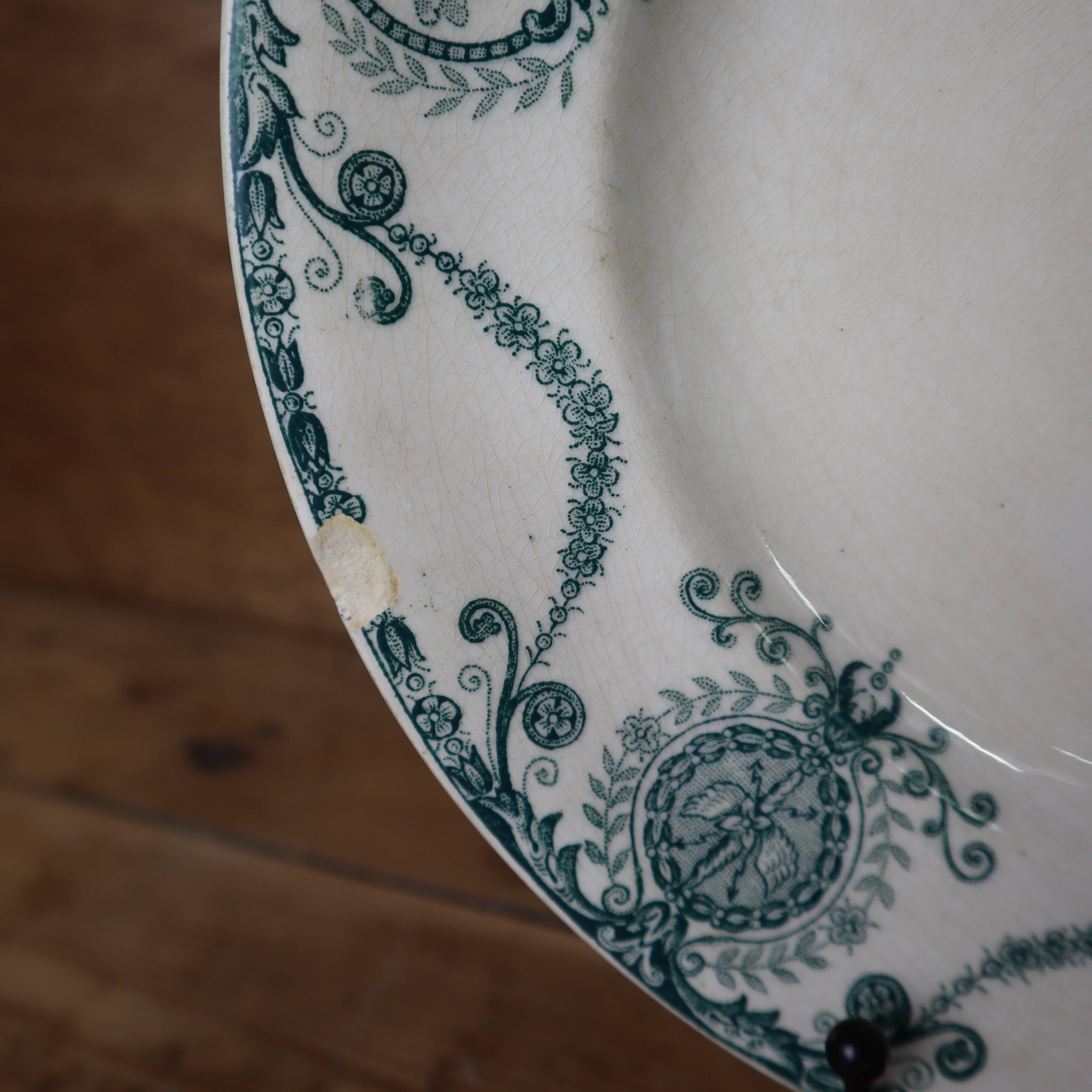 5 old flat plates in Terre de Fer, Pierrefonds model