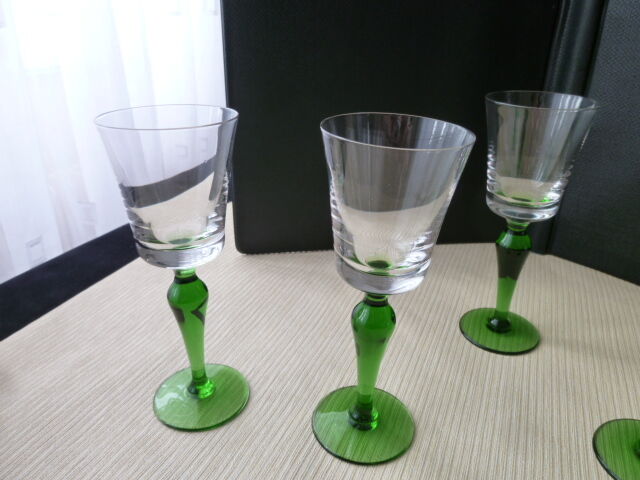 Set of 4 glasses on foot 75 ml for shot