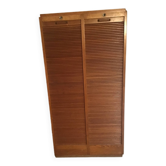 Curtain cabinet from the 1950s