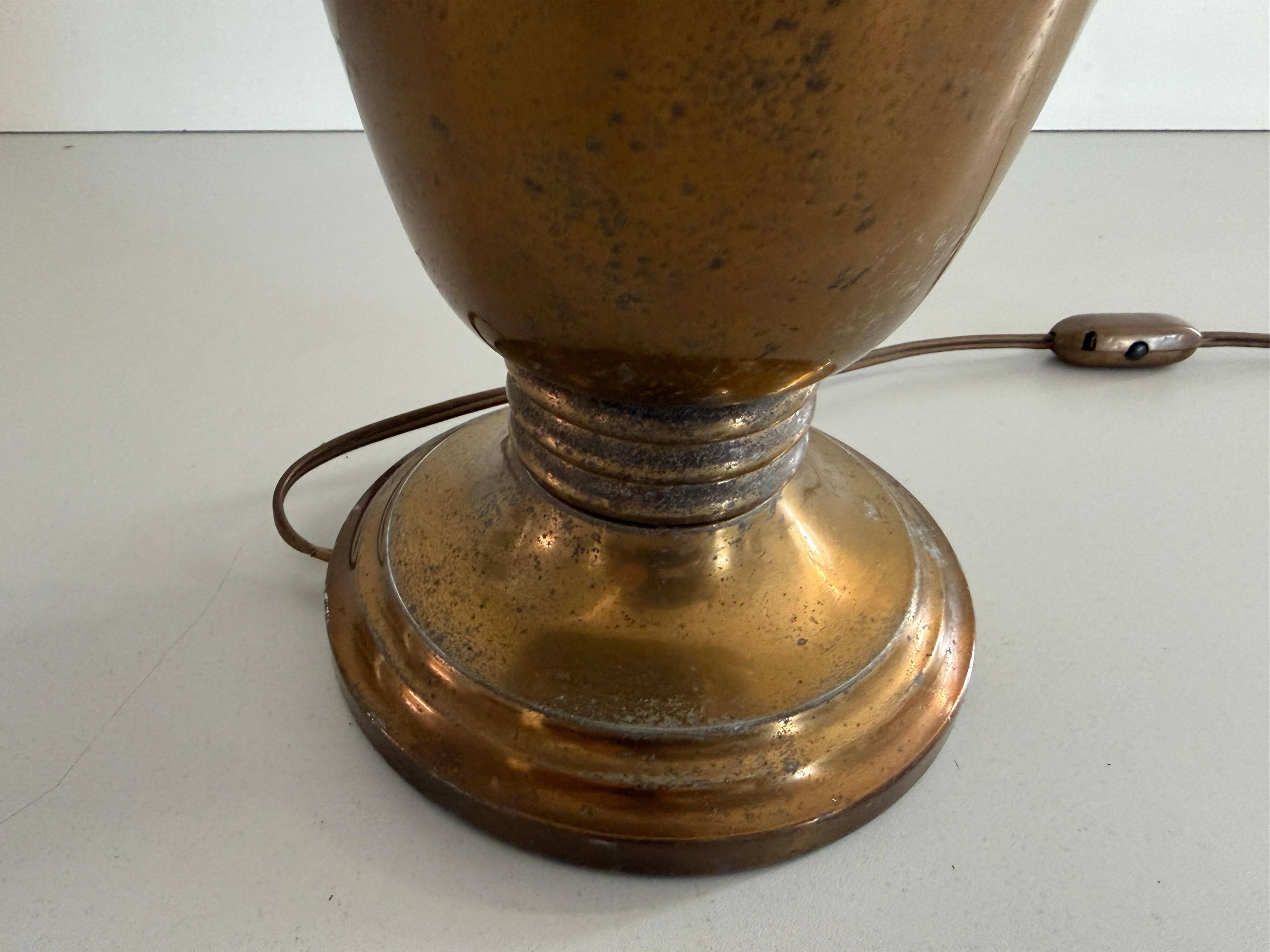 Art Deco conical table lamp in brass by Mazda, 1940s, France