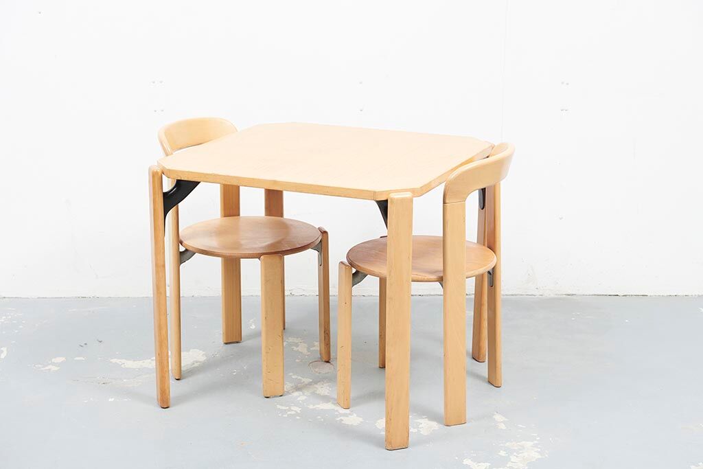 Bruno Rey table