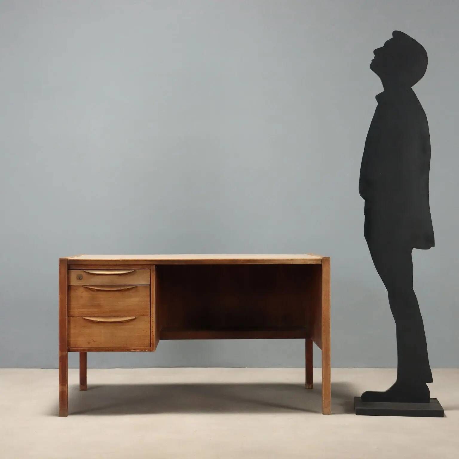 Vintage writing desk in laminated wood, 2 drawers, 1960s design
