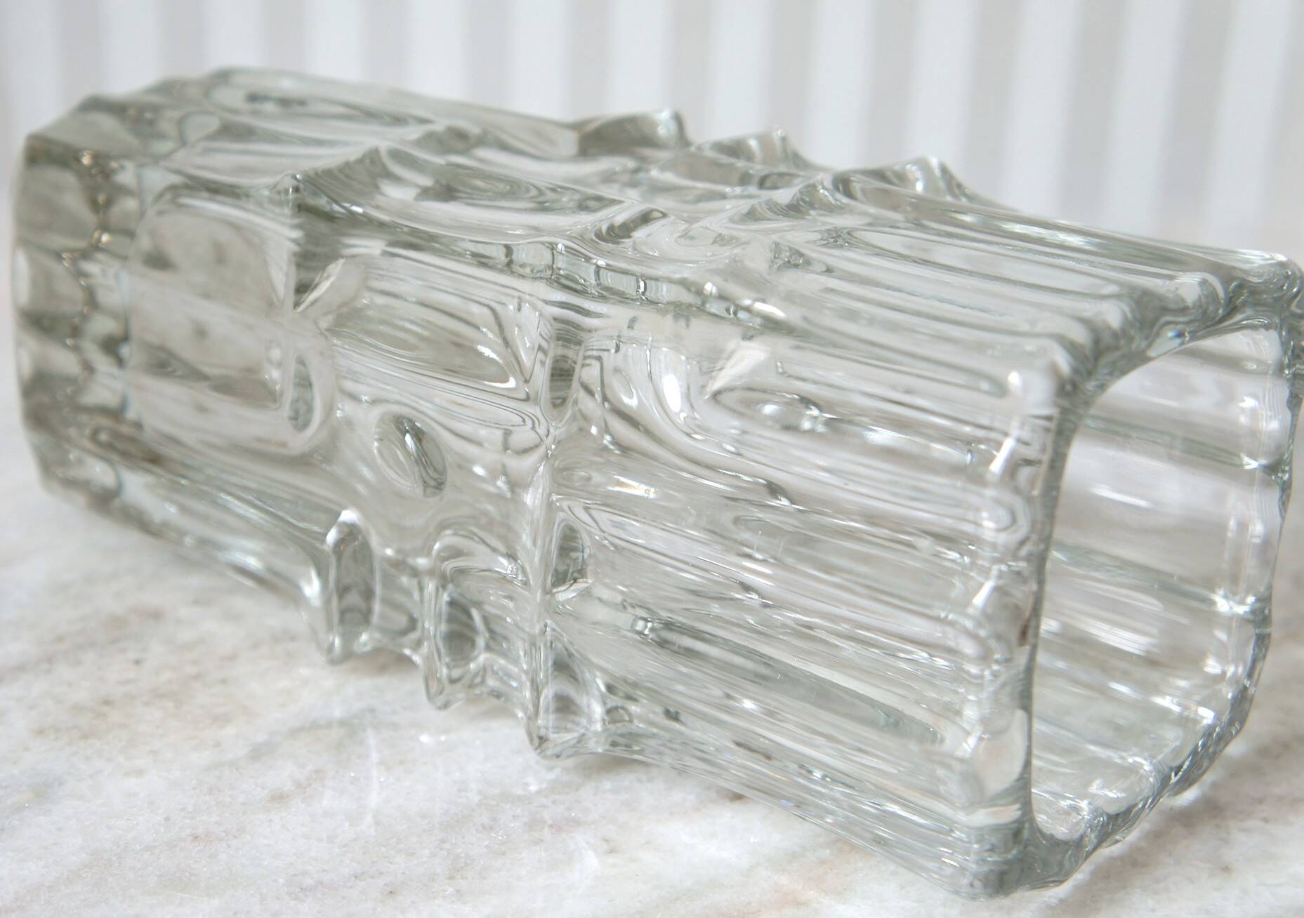 Vase en Verre par Vladislav Urban pour Sklo Union Rosice, 1960