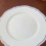 Dish on porcelain pedestal E. BOURGEOIS