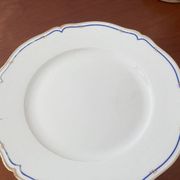 Dish on porcelain pedestal E. BOURGEOIS