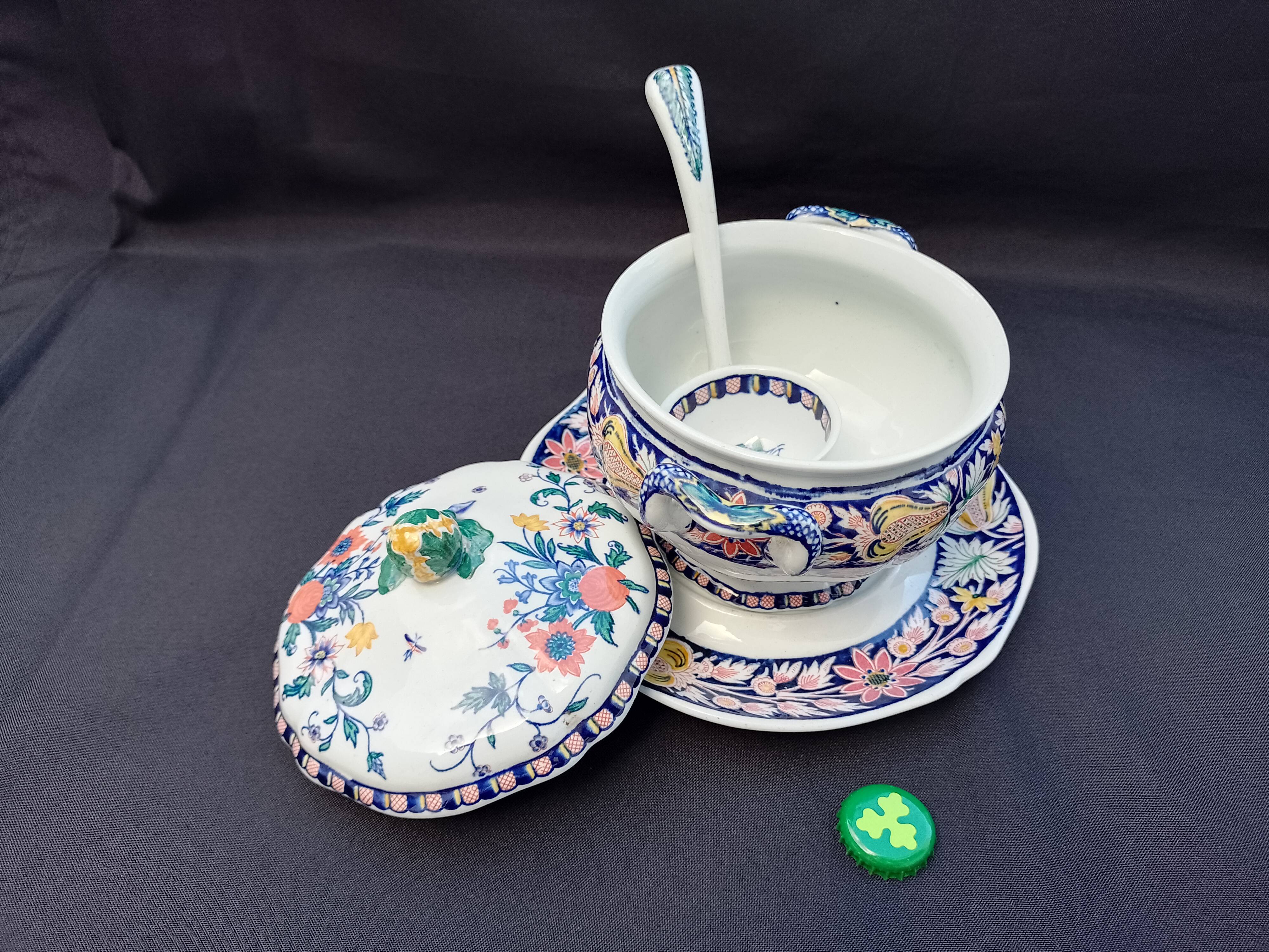 Antique Wedgwood Etruria Poterat 4 Piece