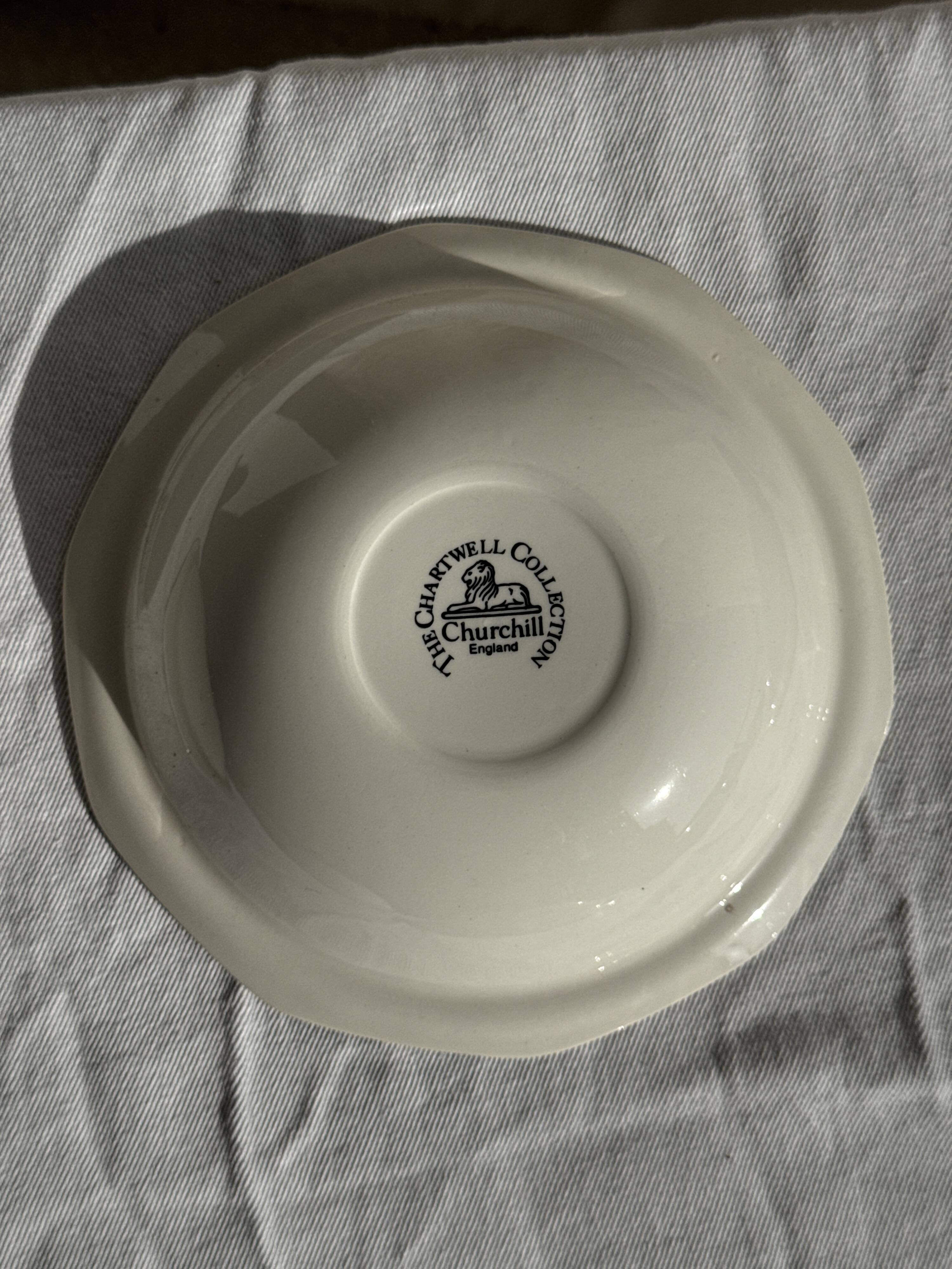 Set of 11 fruit-patterned bowls The Chartwell Collection England D17