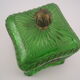 Bonbonnière verre moulé pressé vert doré Cristallerie de VALLERYSTHAL