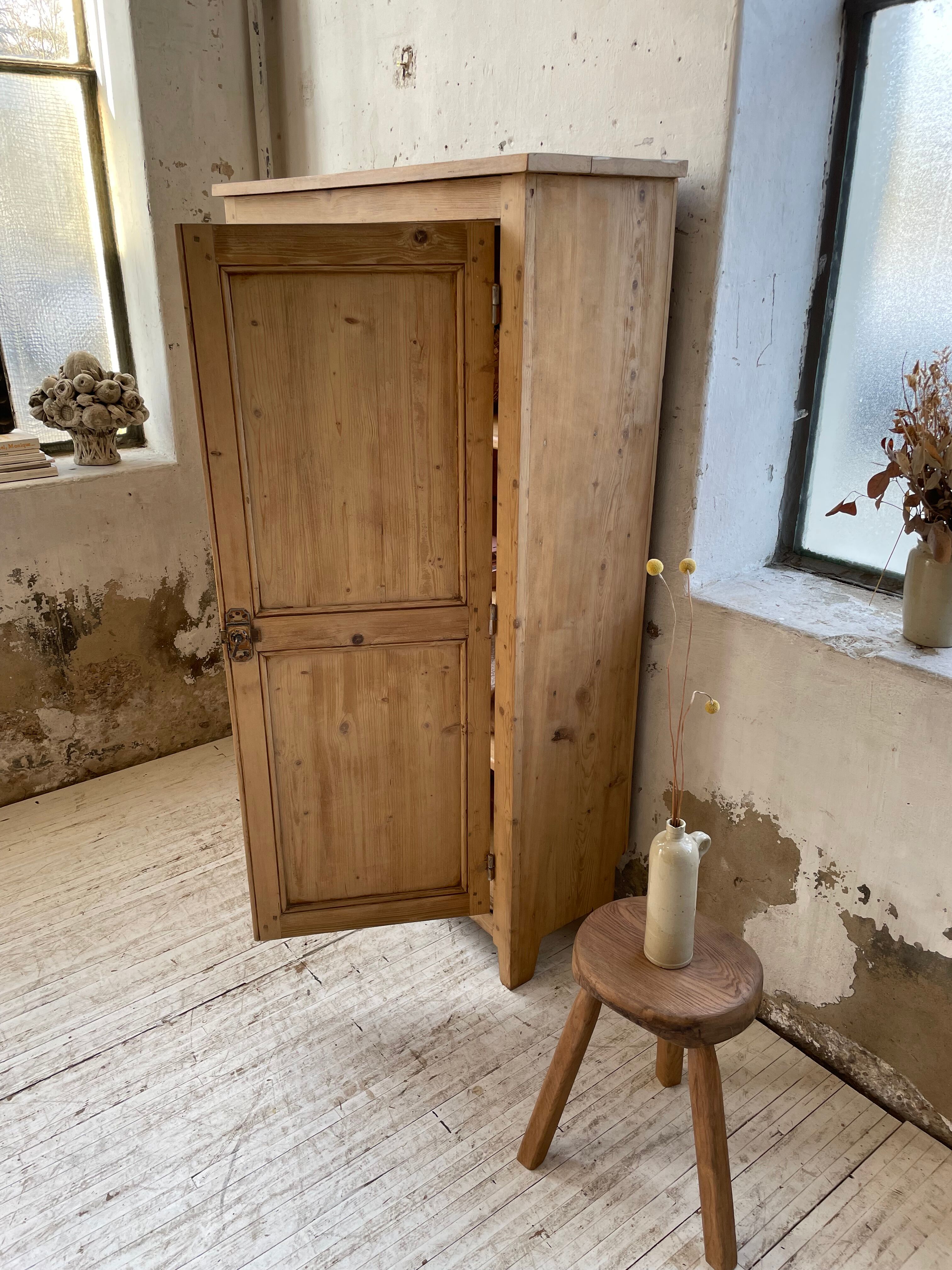 Wooden cabinet cuttery