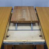 1970s Italian Extendable Dining Table in Maple Finish