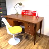 Scandinavian desk