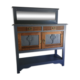 Old buffet