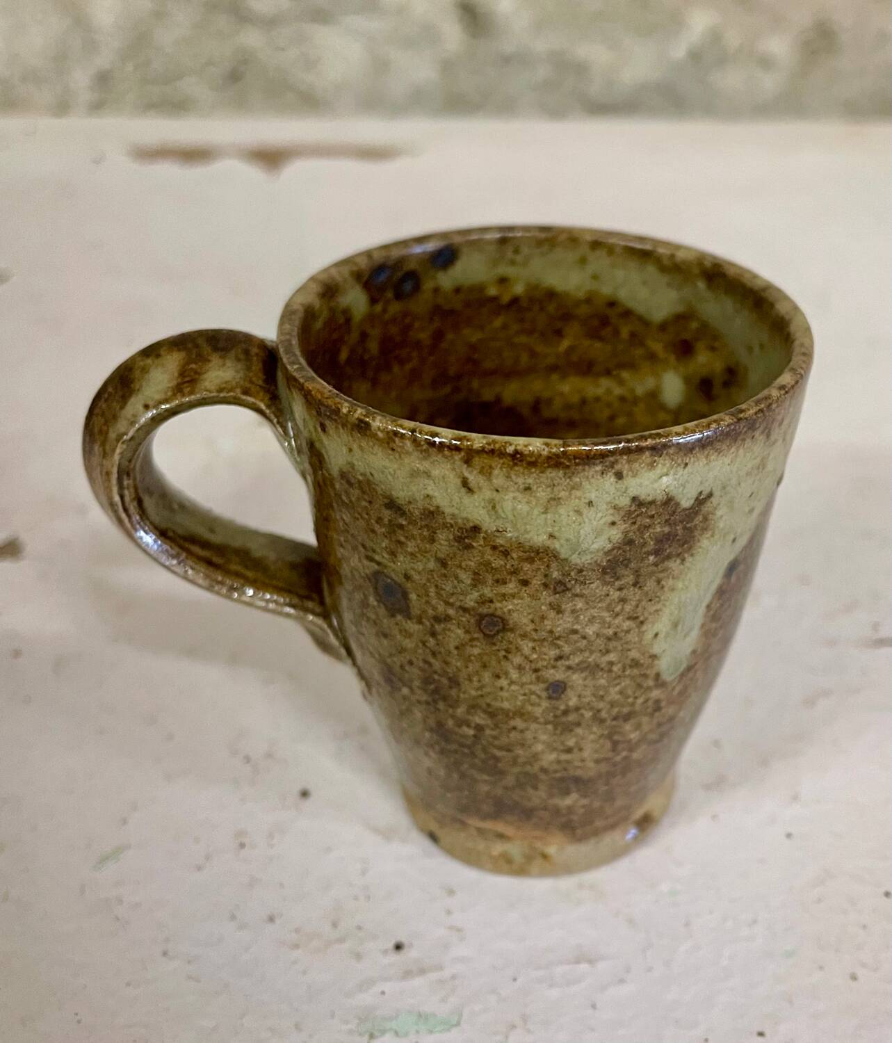 Set of 6 handcrafted stoneware cups – brown glaze