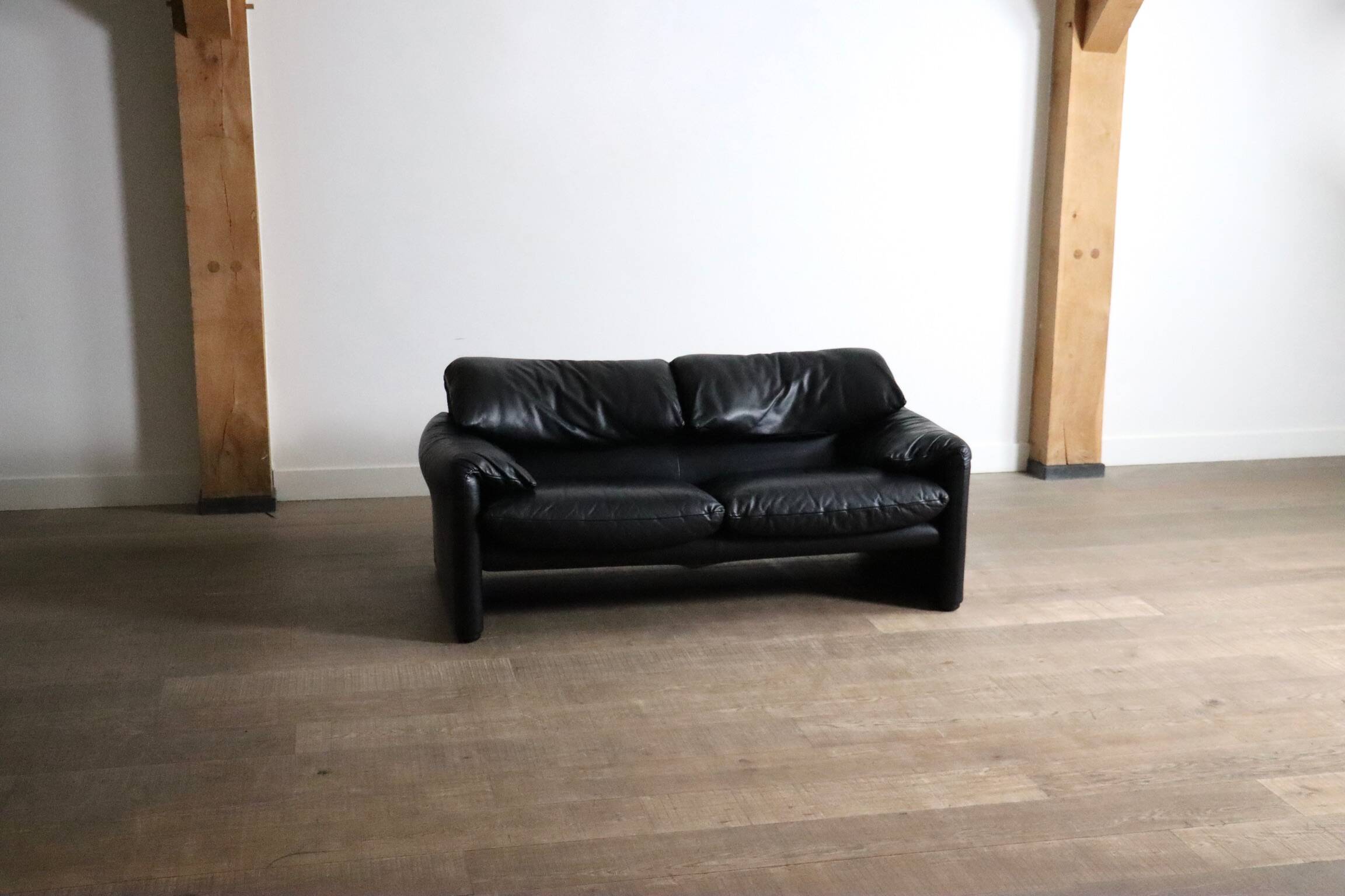 Cassina Maralunga Two Seater Sofa In Black Leather By Vico Magistretti 1970