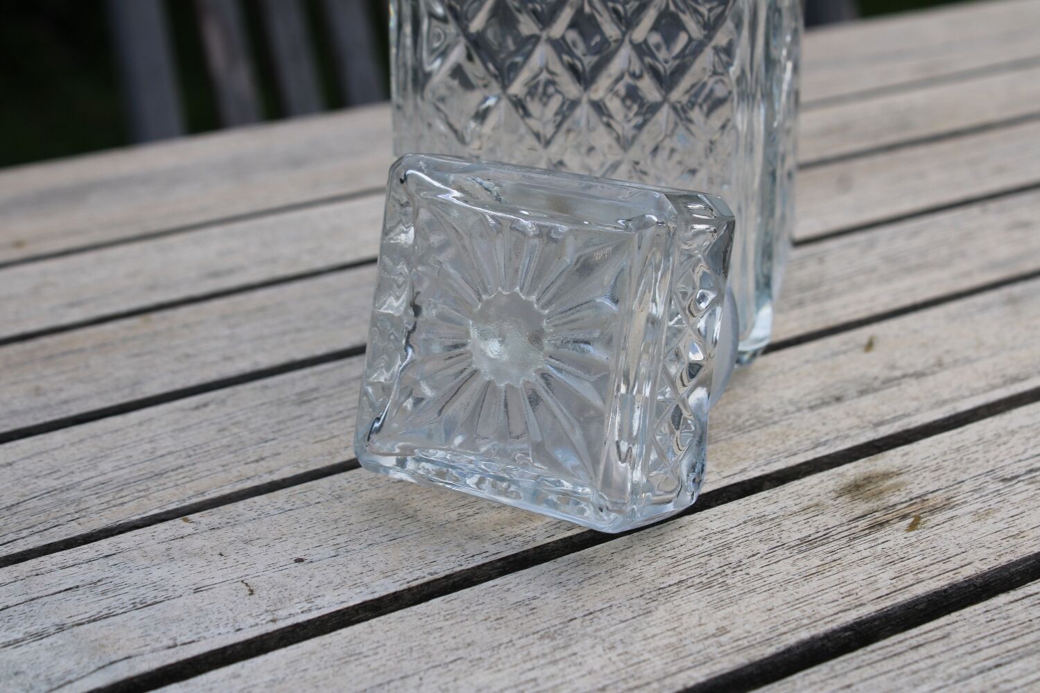 Glass decanter