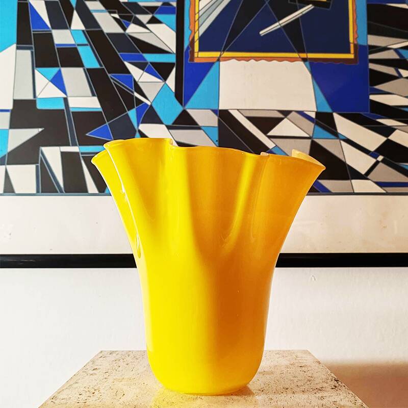 1970S Stunning Jacketed Fazzoletto Vase in Murano Glass. Made in Italy