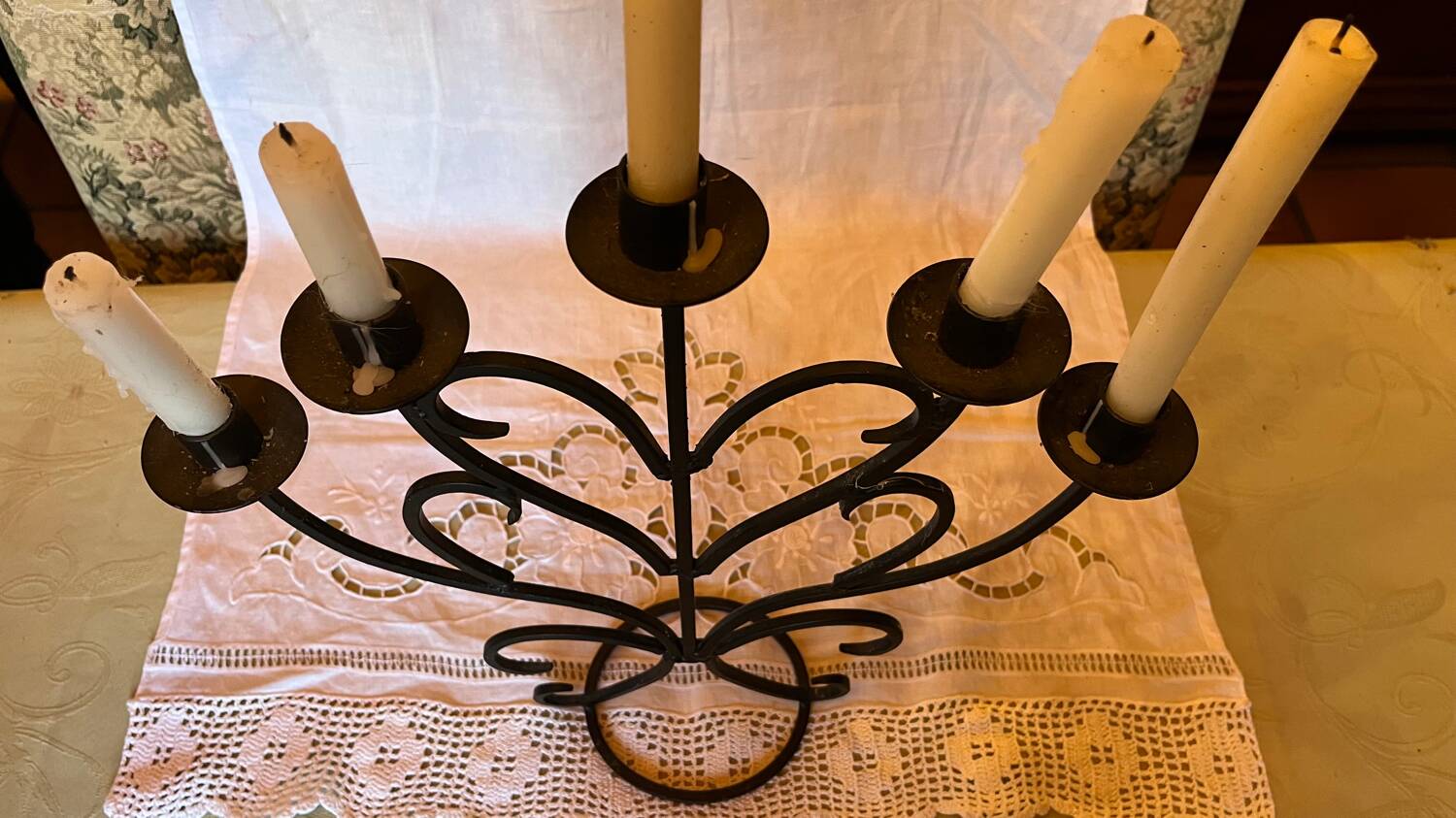 Metal heart candle holder 5 candles