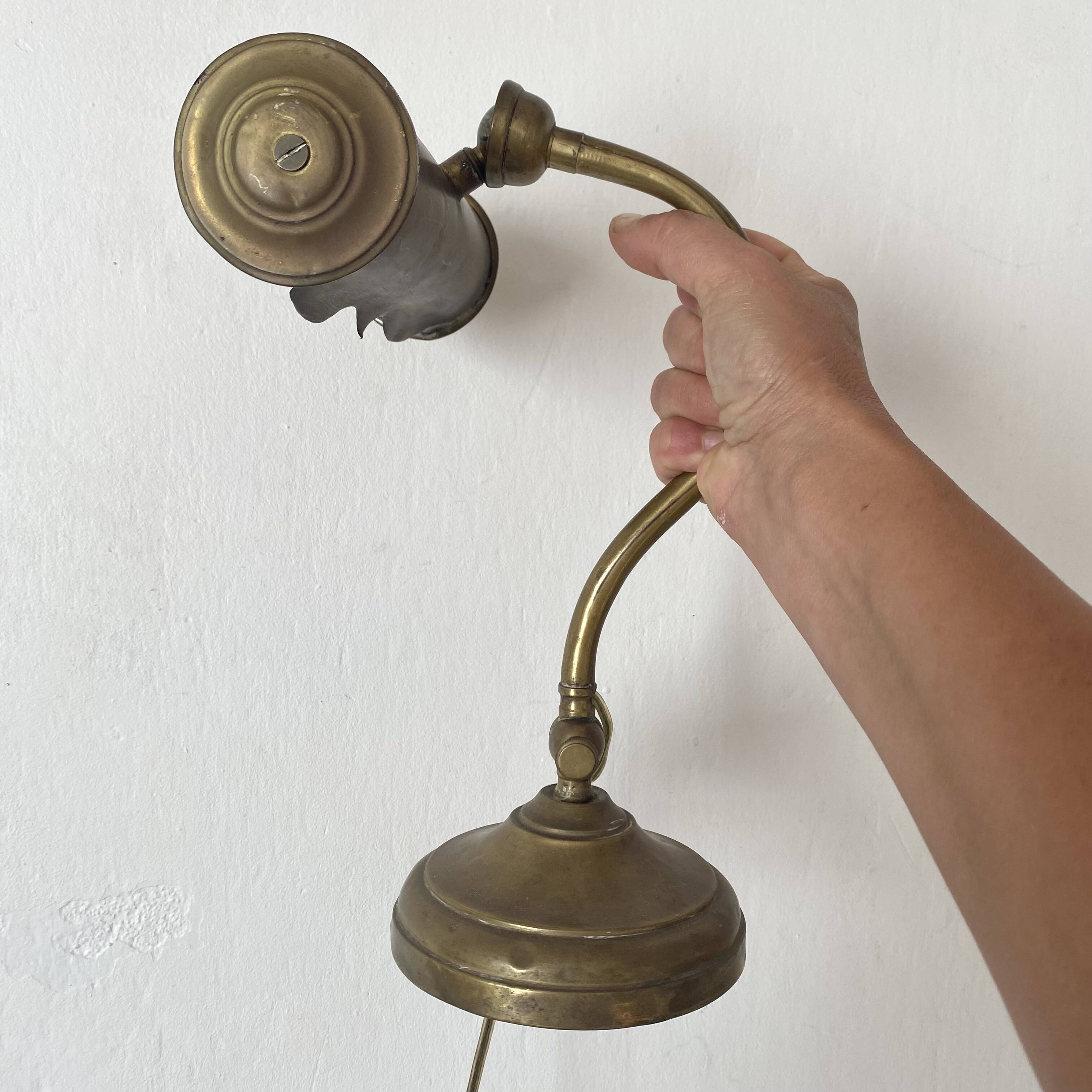 Antique brass notary lamp, adjustable desk lamp