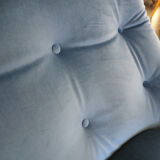 Chair Yoga of Michel Cadestin for Airborne