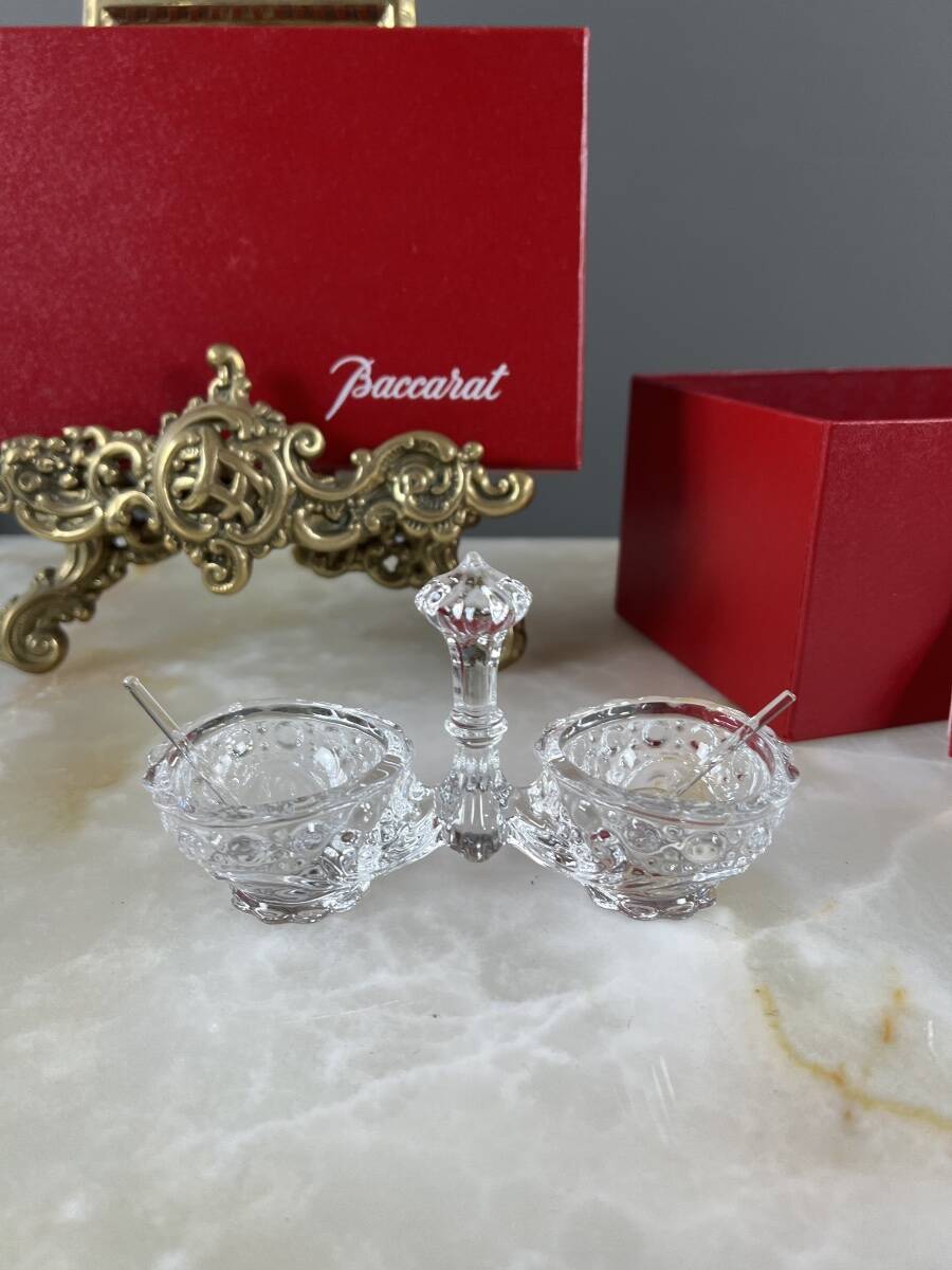 Double crystal salt cellar by Baccarat, model with cut decoration, 20th century.
