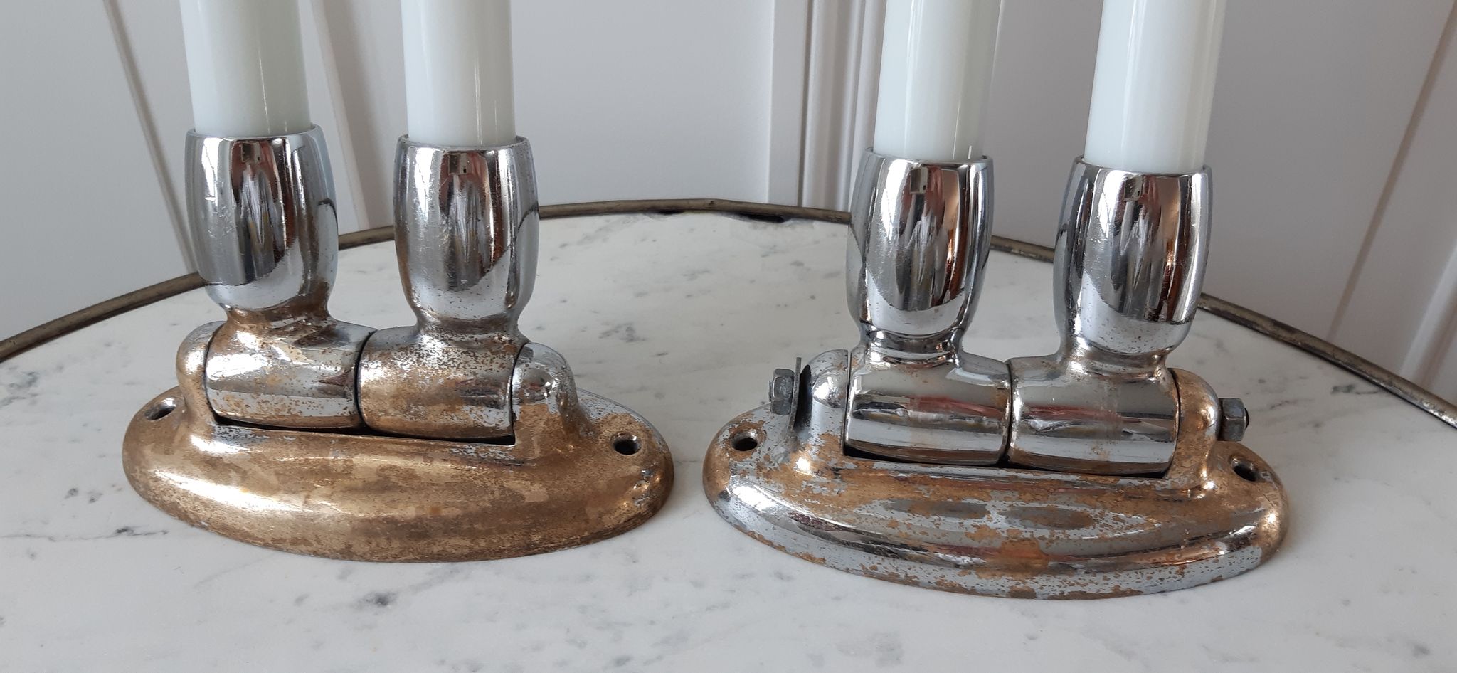 Pair of towel racks 30 years chrome brass and porcelain