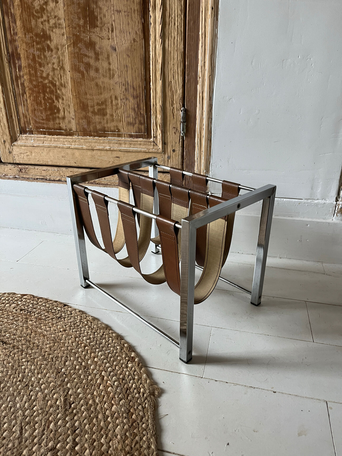 Vintage chrome steel and leather magazine rack – 1970s