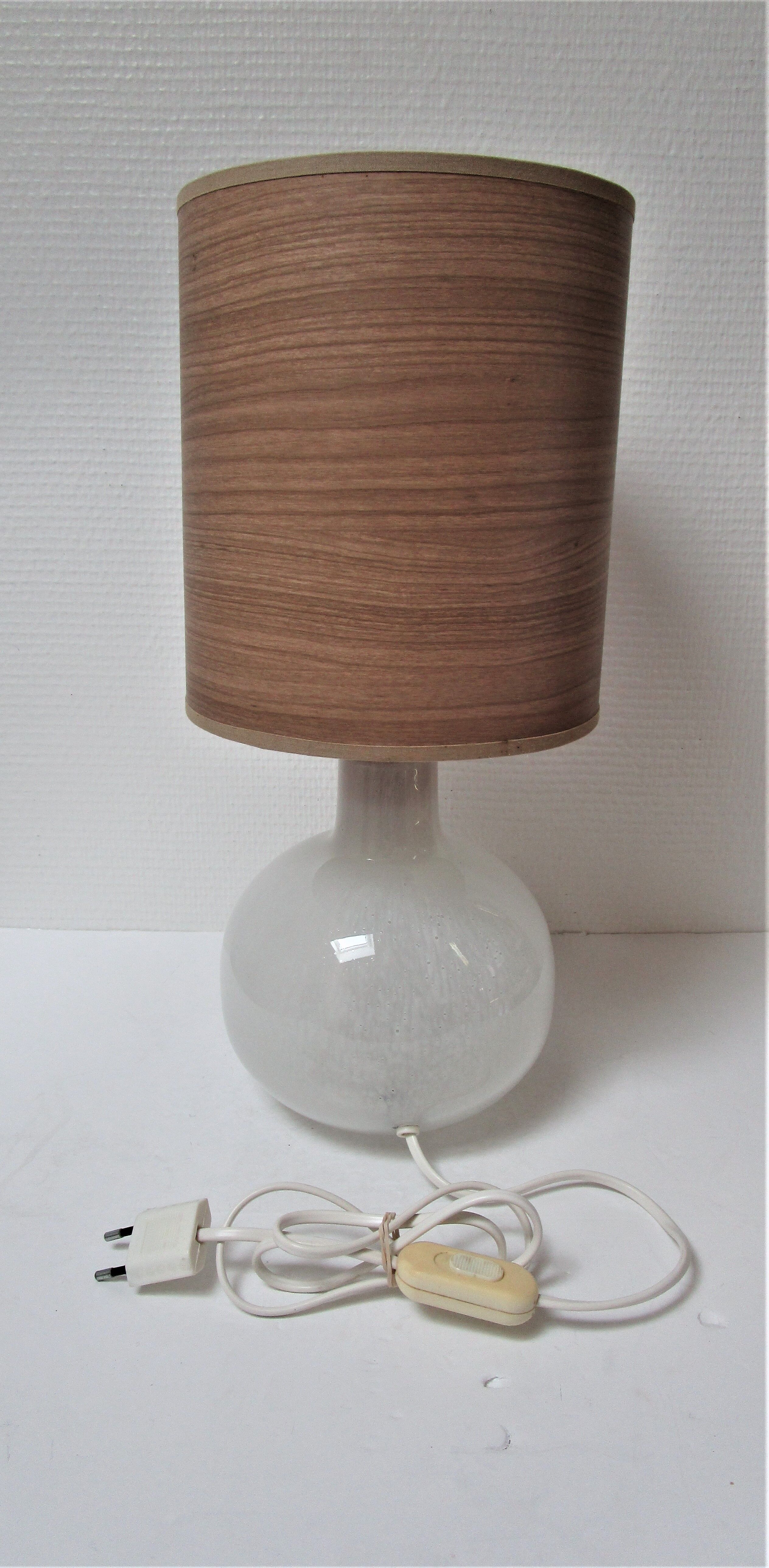 Shiny shiny vintage white Murano glass lamp