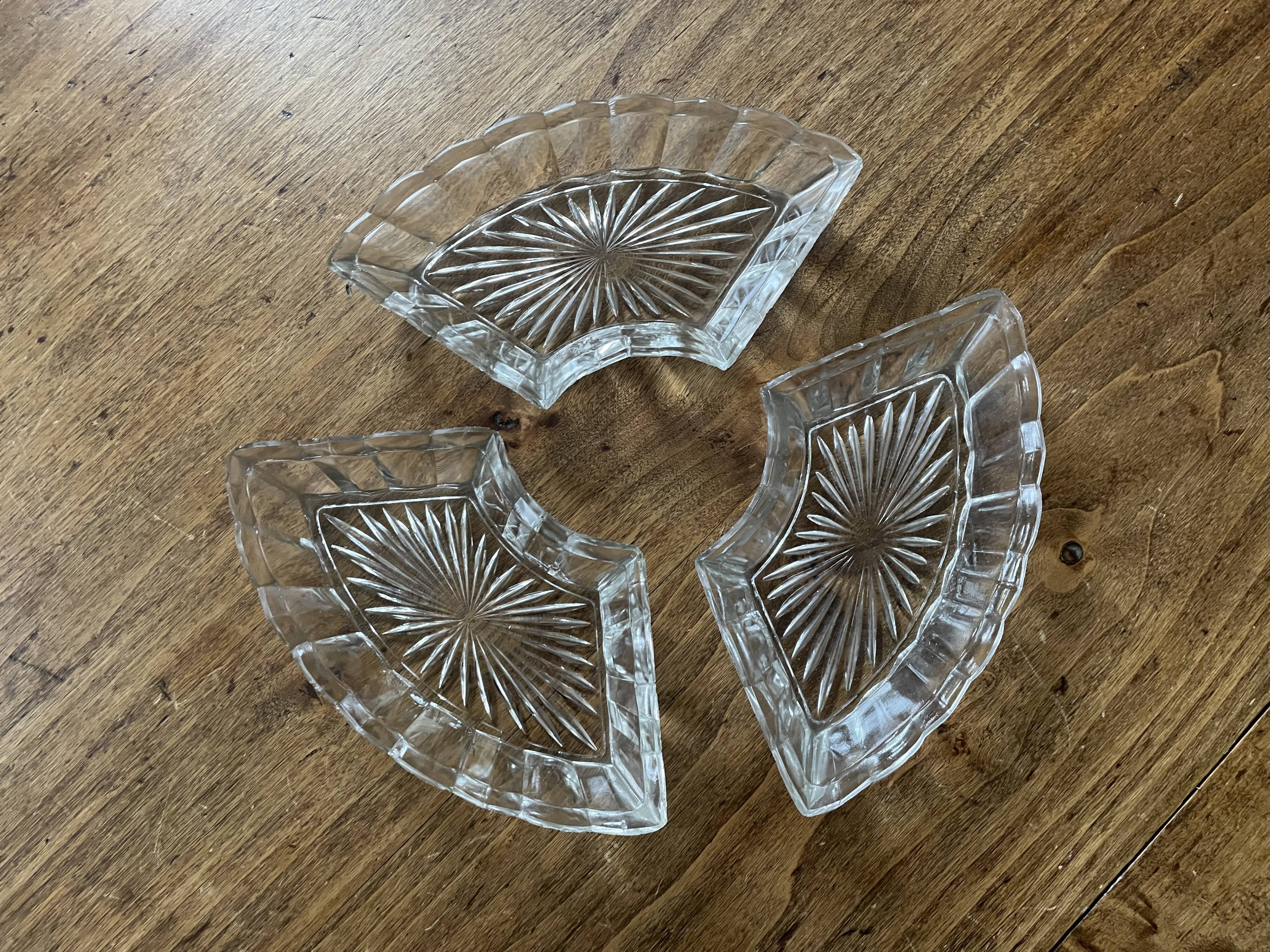 Set of 3 cut glass aperitif bowls - old, vintage