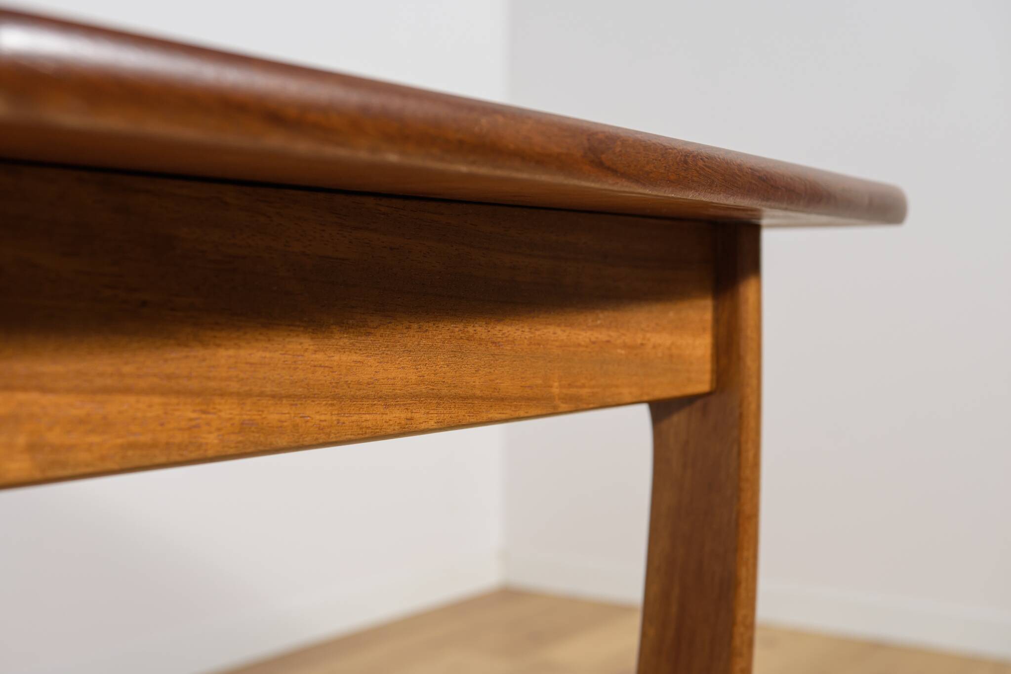 Mid-Century Teak Extendable Dining Table from G-Plan, 1960s