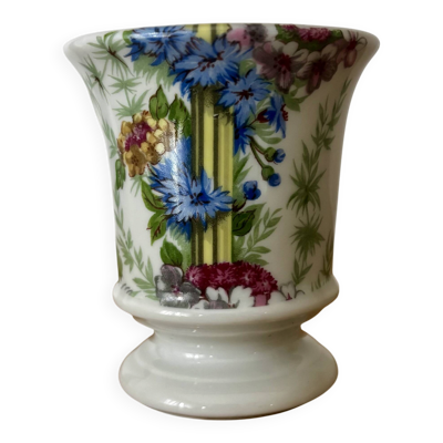 Vase en porcelaine de Paris décor floral
