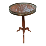 Gueridon dessu marble