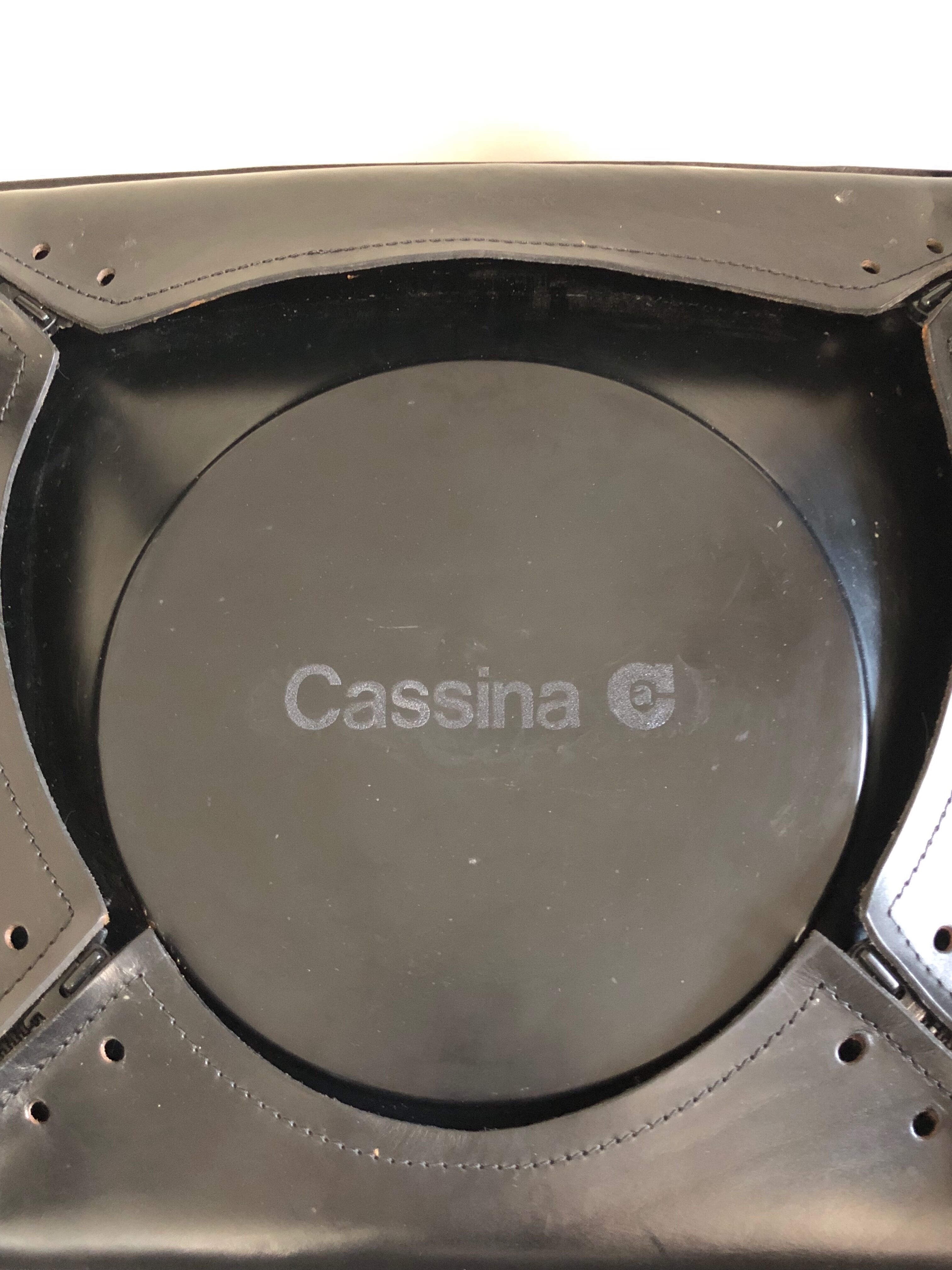 Cassina 413 Cab armchair