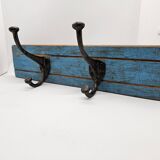 Solid teak coat hook with 2 double cast iron hooks