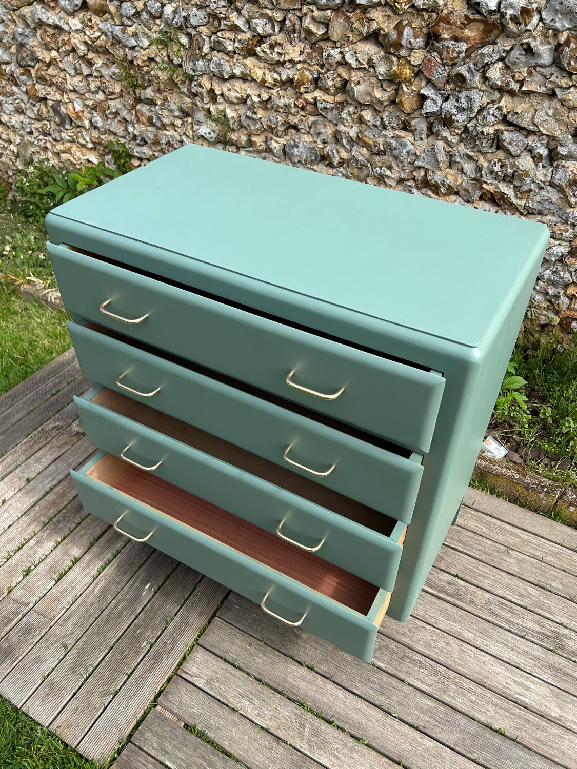Vintage 1960s cedar green chest of drawers with 4 drawers.
