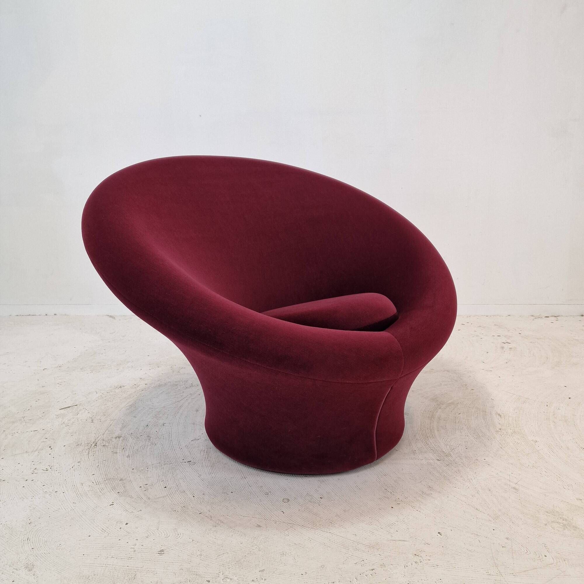 "Big Mushroom" Armchair by Pierre Paulin for Artifort