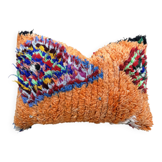Vintage Berber Kilim cushion cover: Moroccan wool cushion.