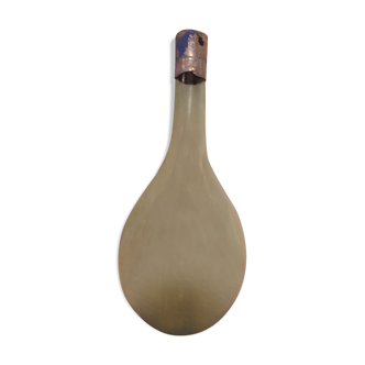 Bottle with round bottom