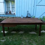 Farmhouse table and its two benches, chestnut, early 20th century