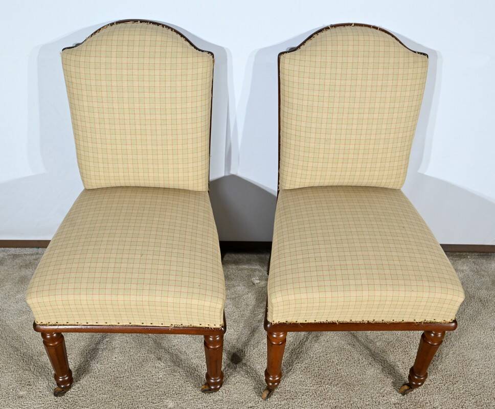 Pair of Cuban Mahogany Chairs, Restoration Period – Early 19th Century