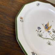 Large Bondil de Moustiers dish