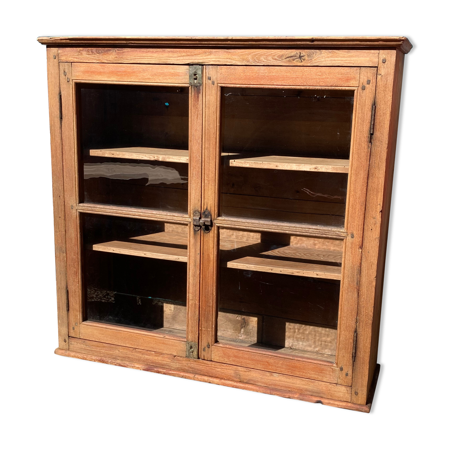 Natural wood window to be laid or hung